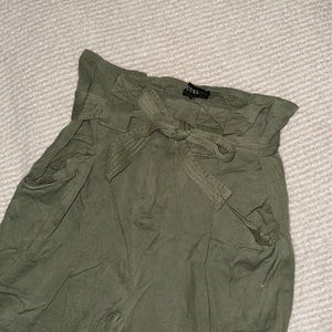 Guess Army green tie waste lightweight pant